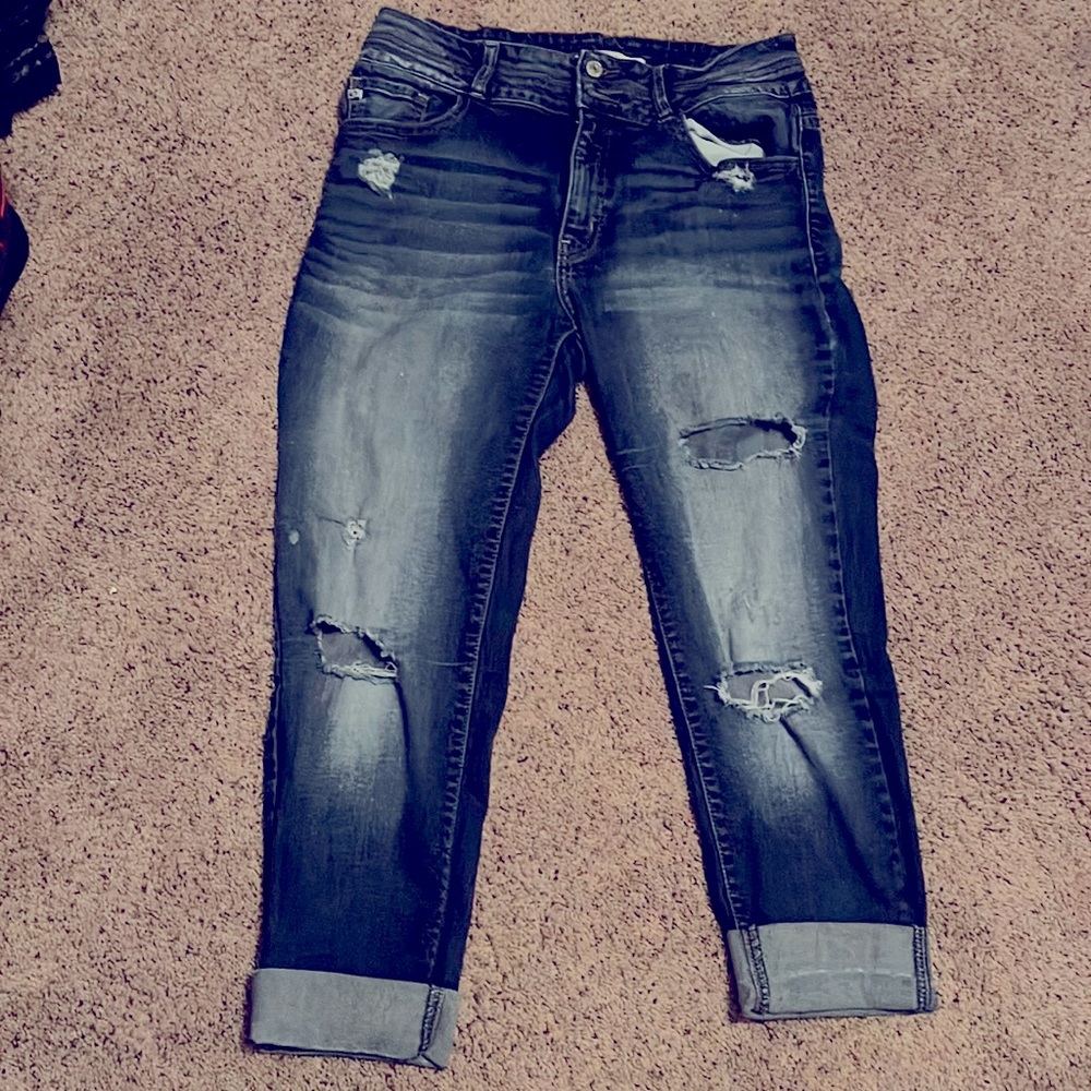 Kancan size 30 capris